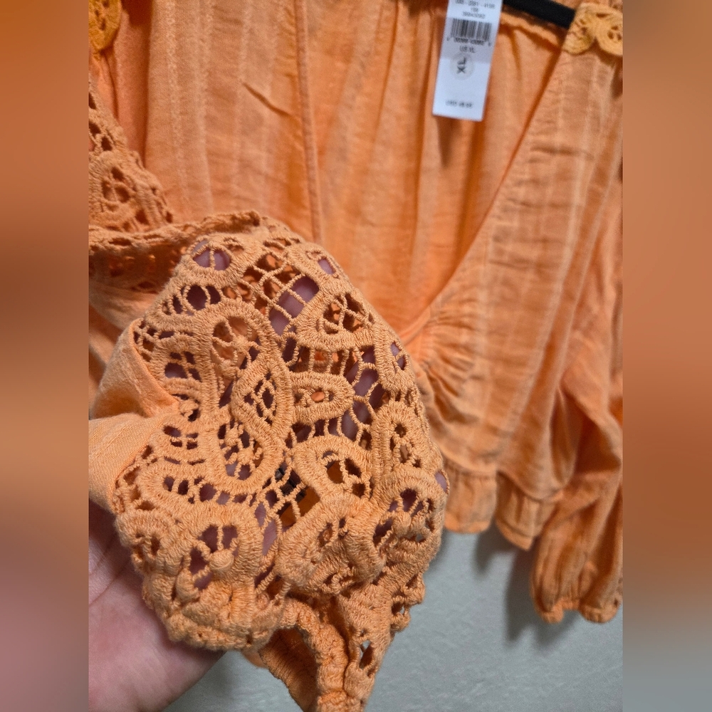 American Eagle Orange Open Crop Shrug - Picture 3 of 4